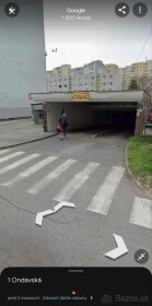 Prenájom parkovacieho miesta v uzamykateľnom trojboxe na Ondavskej ulici