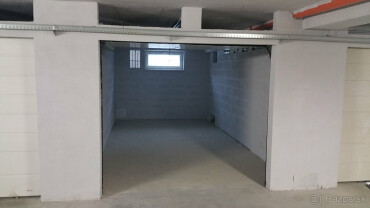 Predaj samostatnej garáže v suteréne bytového domu v Pezinku