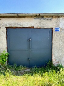 Predaj garáže s elektrinou a pozemkom na Račianskej ulici