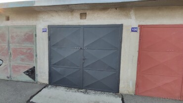 Garáž na predaj s elektrinou a montážnou jamou na P. Jilemnického