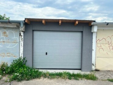 Na predaj novo postavená radová garáž na Agátovej ulici v Trebišove