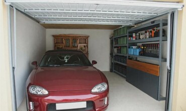 Na predaj moderná murovaná garáž 24 m2 v Handlovej