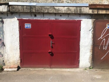 Na predaj murovaná garáž s elektrinou na Stromovej 20