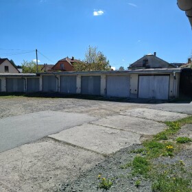 Na predaj murovaná garáž pri poliklinike ČK v Bardejove