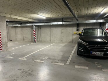 Prenájom garážového parkovacieho miesta v Rovinke