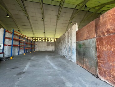 Prenájom veľkej garáže a skladového priestoru v Liptovskom Mikuláši