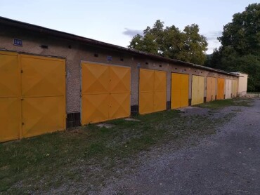 Na prenájom garáž s elektrinou a jamami na Trieda SNP 60, BB