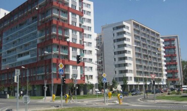 Na predaj garážové státie v objekte Koloseo na Tomášikovej ulici