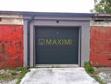 Predaj garáže 19 m2 s pozemkom na Teslovej ulici