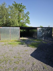 Dlhodobý prenájom plechovej garáže 3x5m v Malej Vsi