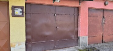 Predaj radovej garáže v Rožňave - lokalita Vargové pole