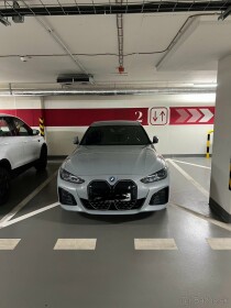 Prenájom parkovacieho miesta v garáži Sky Park, Továrenská ul.