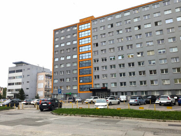 Predaj garáže na Krivej ulici blízko Auparku, 18 m2