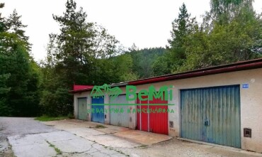 Predaj dvoch susediacich garáží v Banskej Bystrici