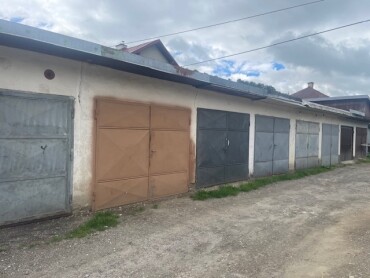 Murovaná garáž s montážnou jamou na predaj v Brezne - Predné Halny