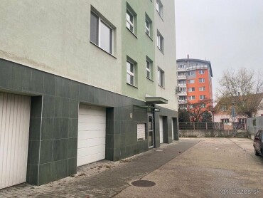 Prenájom samostatnej garáže na Podzáhradnej ulici