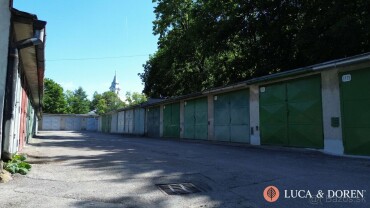 Na predaj priestranná garáž s montážnou jamou v Dubnici nad Váhom