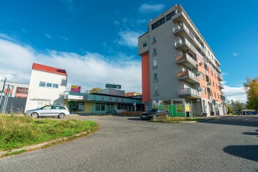 Predaj parkovacích miest na ul. Zlatovská v Trenčíne