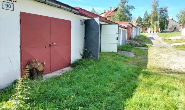PREDAJ: MÚROVANÁ GARÁŽ S POZEMKOM 20 M2 V DOLNOM SMOKOVCI