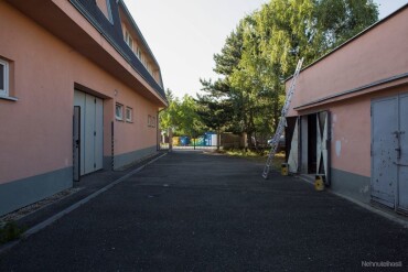 Prenájom garáže na skladovanie v Bratislave Lamači