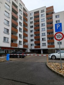 Dlhodobý prenájom parkovacieho miesta na Nobelovej ulici, Bratislava III