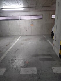 Prenájom vnútorného parkovacieho miesta v Ružinove