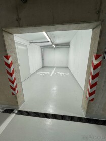 Prenájom garážového státia pre motorku v Ovocných Sadoch