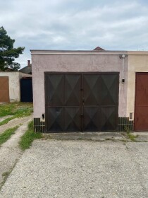 Garáž na prenájom na ulici Bottova