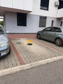 Prenájom parkovacieho miesta v Galante pri bytovom dome G - 7