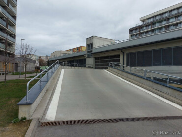 Prenájom vnútorného parkovacieho miesta v Košiciach