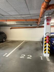 Prenájom parkovacieho miesta v garáži na Smaragdovej ulici, Jarovce