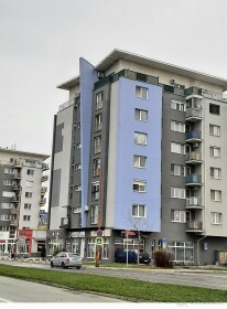 Na predaj garáž v bytovom dome na Kazanskej ulici 52