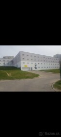 Na predaj garáž s elektrinou v Hlohovci