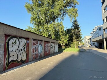 Predaj garáže na ulici Gagarinová, Ružinov