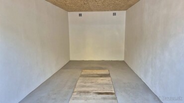 Prenájom zrekonštruovanej garáže 18 m² v Martine