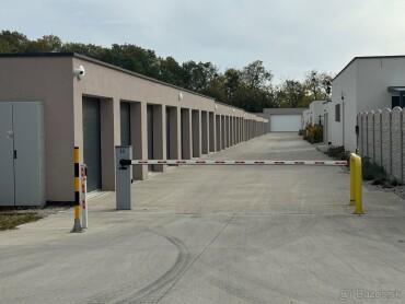 Prenájom garáže v uzavretom areáli v Malinove