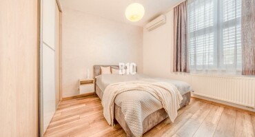 Na predaj parkovacie státia s pivnicami v Bratislave - Rača