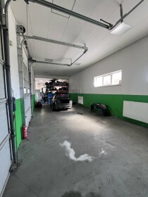 Prenájom garáží na ulici Ľudovíta Stárka v Trenčíne