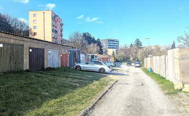 Prenájom garáže s parkovaním v Košiciach - Podhradová