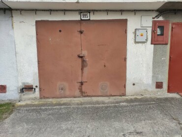 Predaj garáže s montážnou jamou v Liptovskom Hrádku