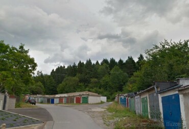 Na predaj garáž s elektrinou v blízkosti dráhy
