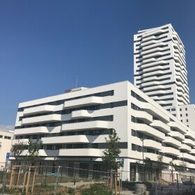 Prenájom priestranného garážového státia v komplexe Matadorka, BA - Petržalka