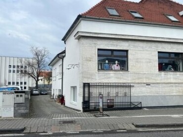 Parkovacie miesto na prenájom v Nitre, Fraňa Mojtu
