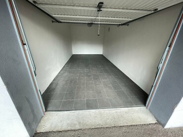 Na predaj garáž v Trenčíne s elektrinou a osvetlením