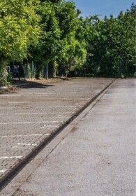 Hľadám parkovacie miesto na kúpu v Bratislave