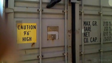 Na predaj 12m vysoký námorný kontajner v dobrom stave