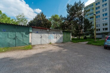 Predaj garáže na Rovníkovej ulici, Nad Jazerom