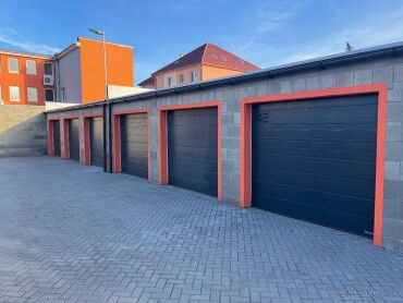 Prenájom priestrannej garáže v centre Lučenca