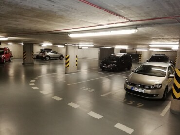 Podzemné garážové státie na prenájom v Petržalke
