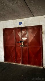 Prenájom garáže s elektrinou - 18m2 v garážovom dome